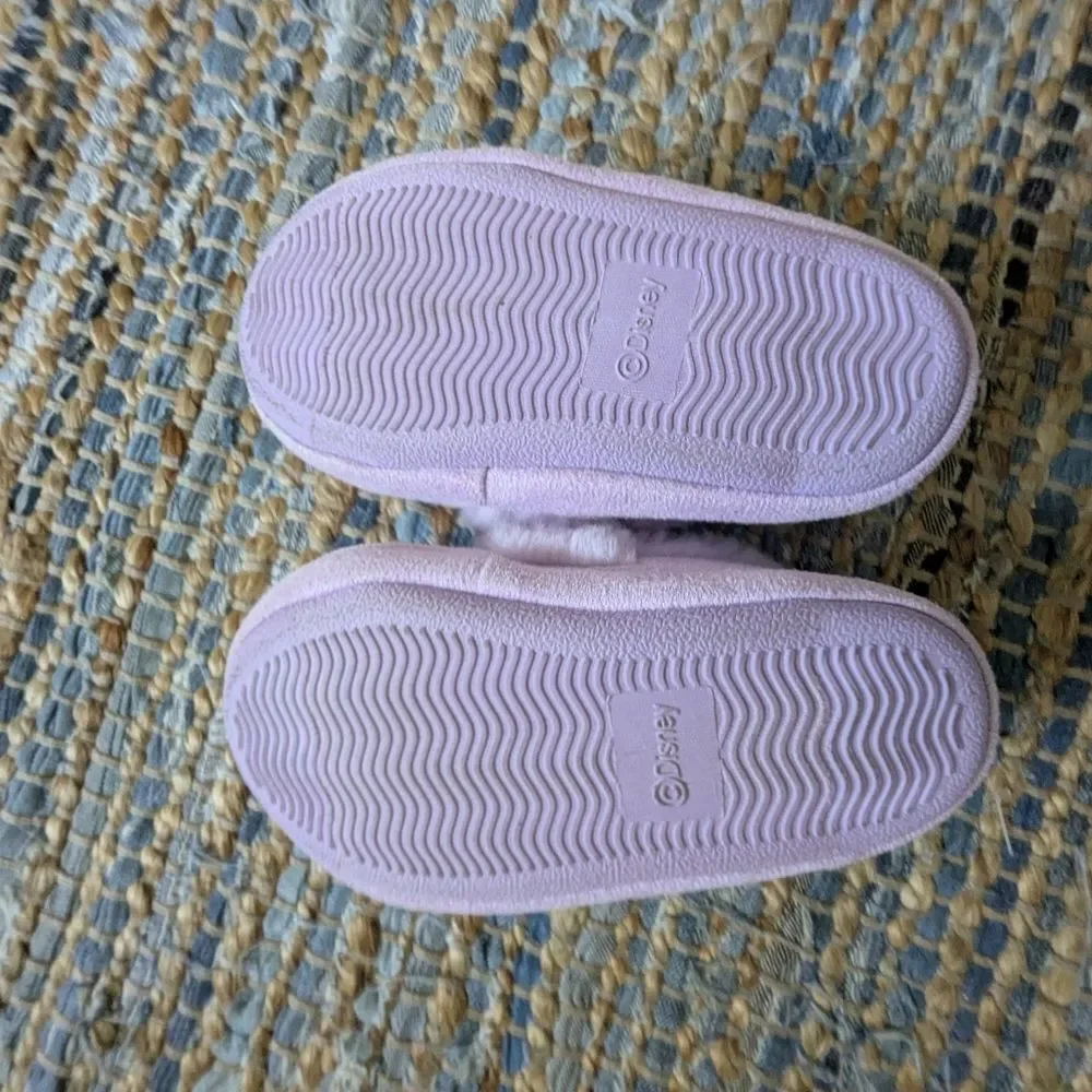 Disney Princess Slippers Girls Size 11/12 Fuzzy Pink House Shoes Moana Belle Tia